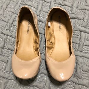 Tan Flats